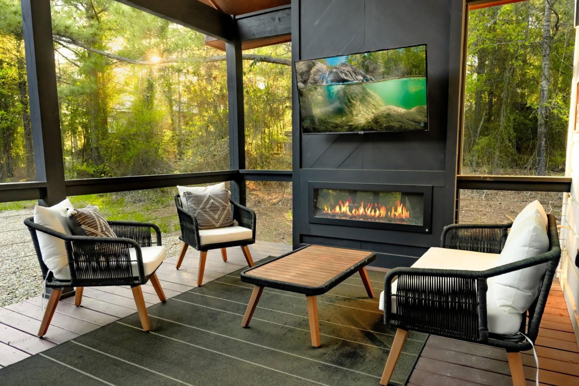 New Farmhouse-Chic Cabin With Hot Tub & Firepit ブロークン・ボウ エクステリア 写真